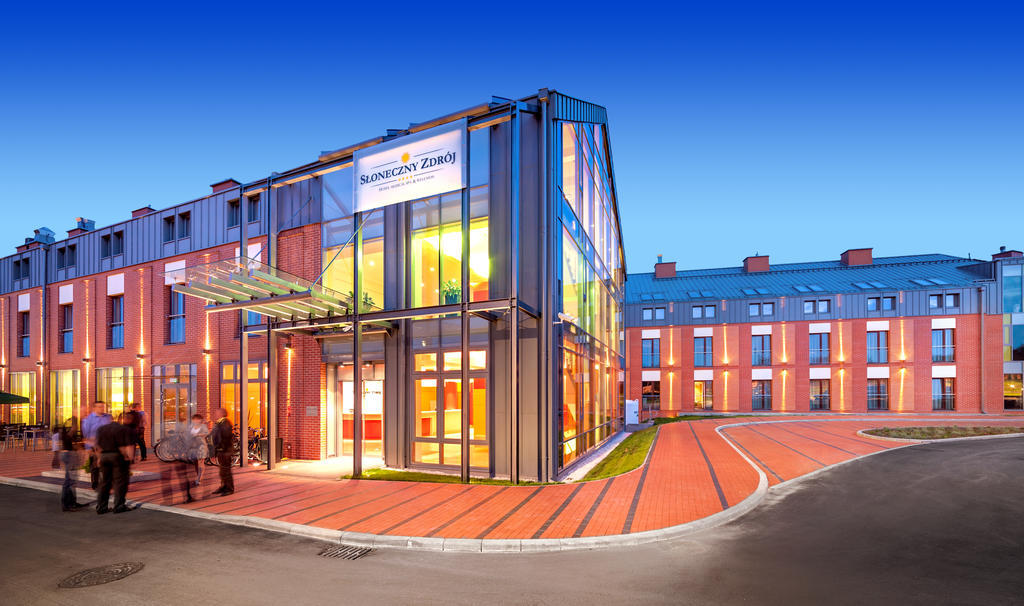Sloneczny Zdroj Medical Spa & Wellness บุสโก-สดรูย ภายนอก รูปภาพ